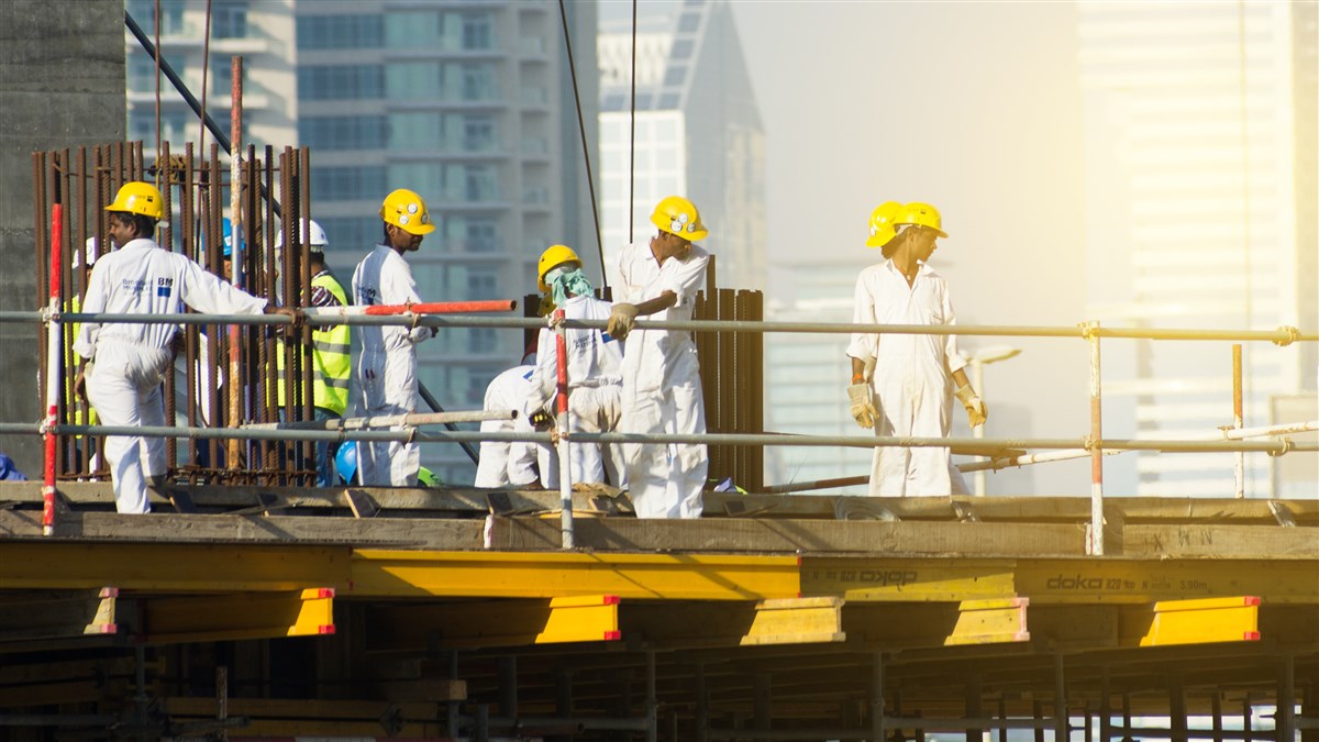 العمل والعمال